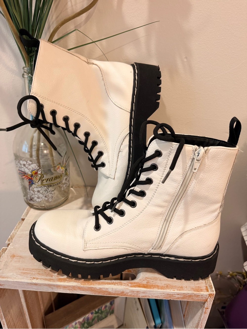 Sincerly Jules White Lace-Up Combat Boots with Black Laces - Picture 3 of 5